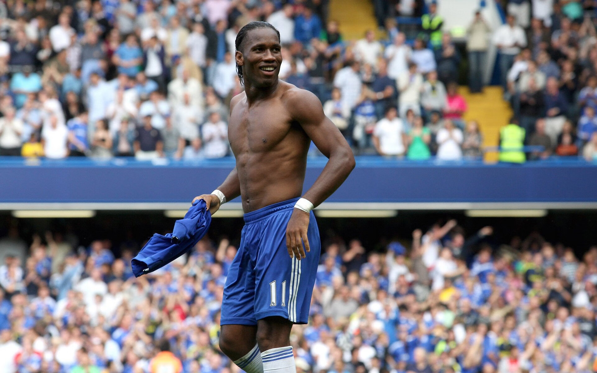 开云体育中国-当安联球场遇见字母哥，论跨领域统治力的共同基因